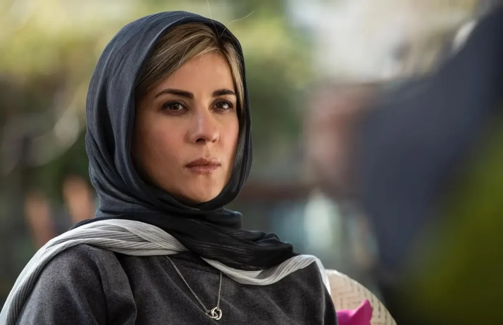 سارا بهرامی بازیگر نقش پریسا در سریال ساخت ایران