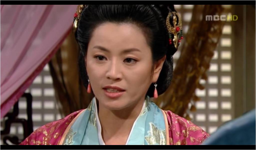 زیبایی خیره کننده «ملکه ون هو مادر تسو» در سریال جومونگ بعد 18 سال